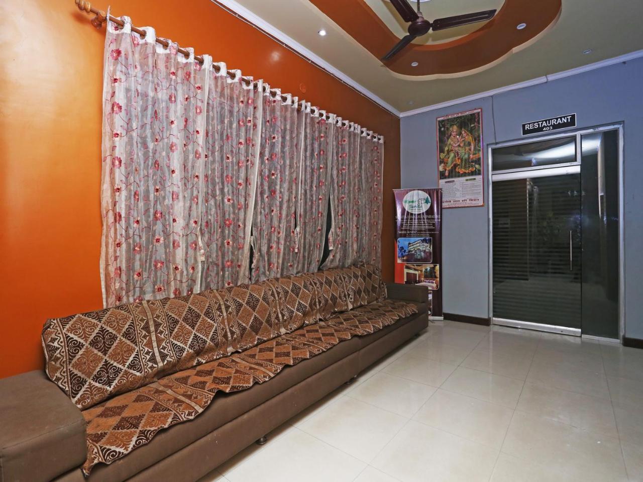 אלמורה Hotel Sunita מראה חיצוני תמונה